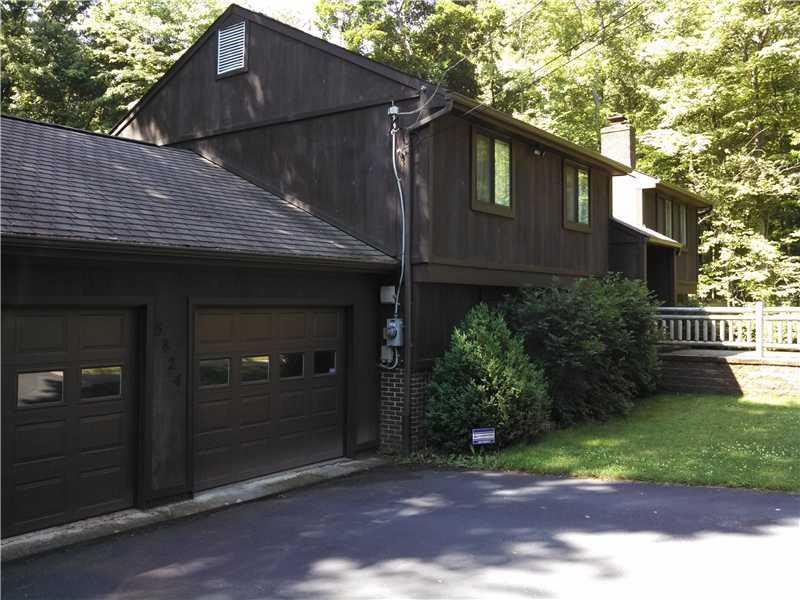 5824 Valencia Road Gibsonia, PA 15044 - Photo 1 of 22 Exterior Front.