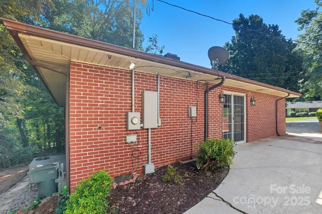 $220,000 | 740 Crestwood Avenue, Gastonia, NC 28054