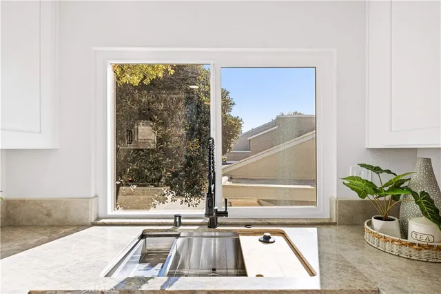 a view of house with a outdoor space