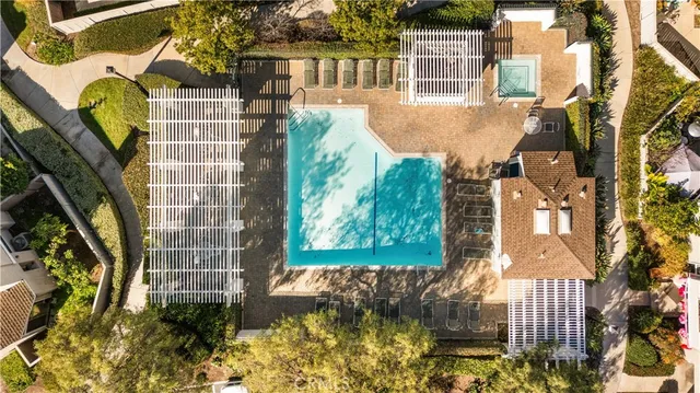 $829,000 | 369 Deerfield Avenue, Unit 35, Irvine, CA 92606