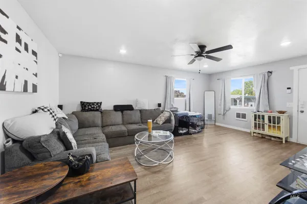 $460,000 | 224 South Garden Court, Lewiston, ID 83501