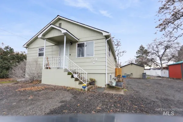 $460,000 | 224 South Garden Court, Lewiston, ID 83501