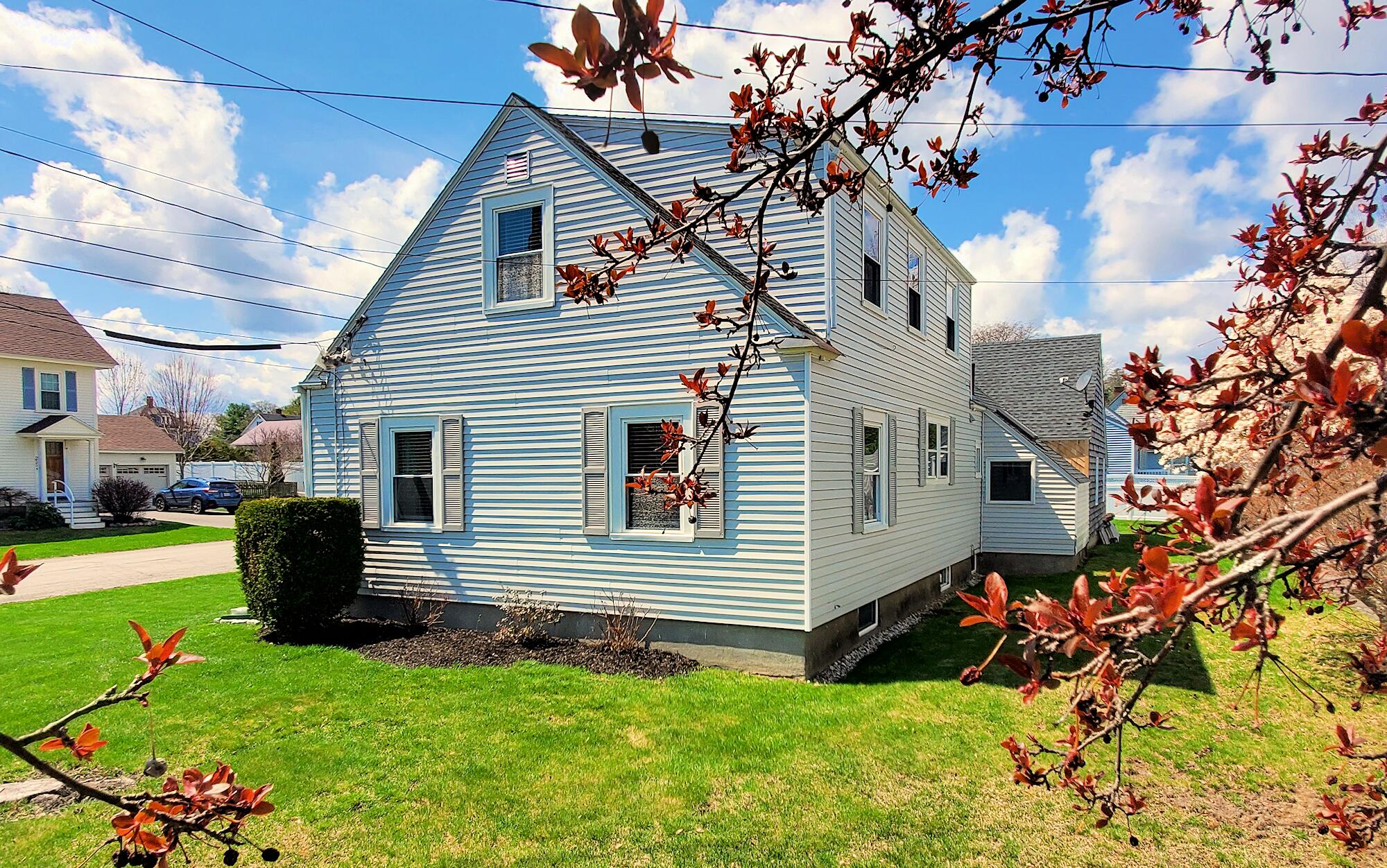 258 Norway Road Bangor, ME 04401 - Photo 11 of 37 Right Side - Back