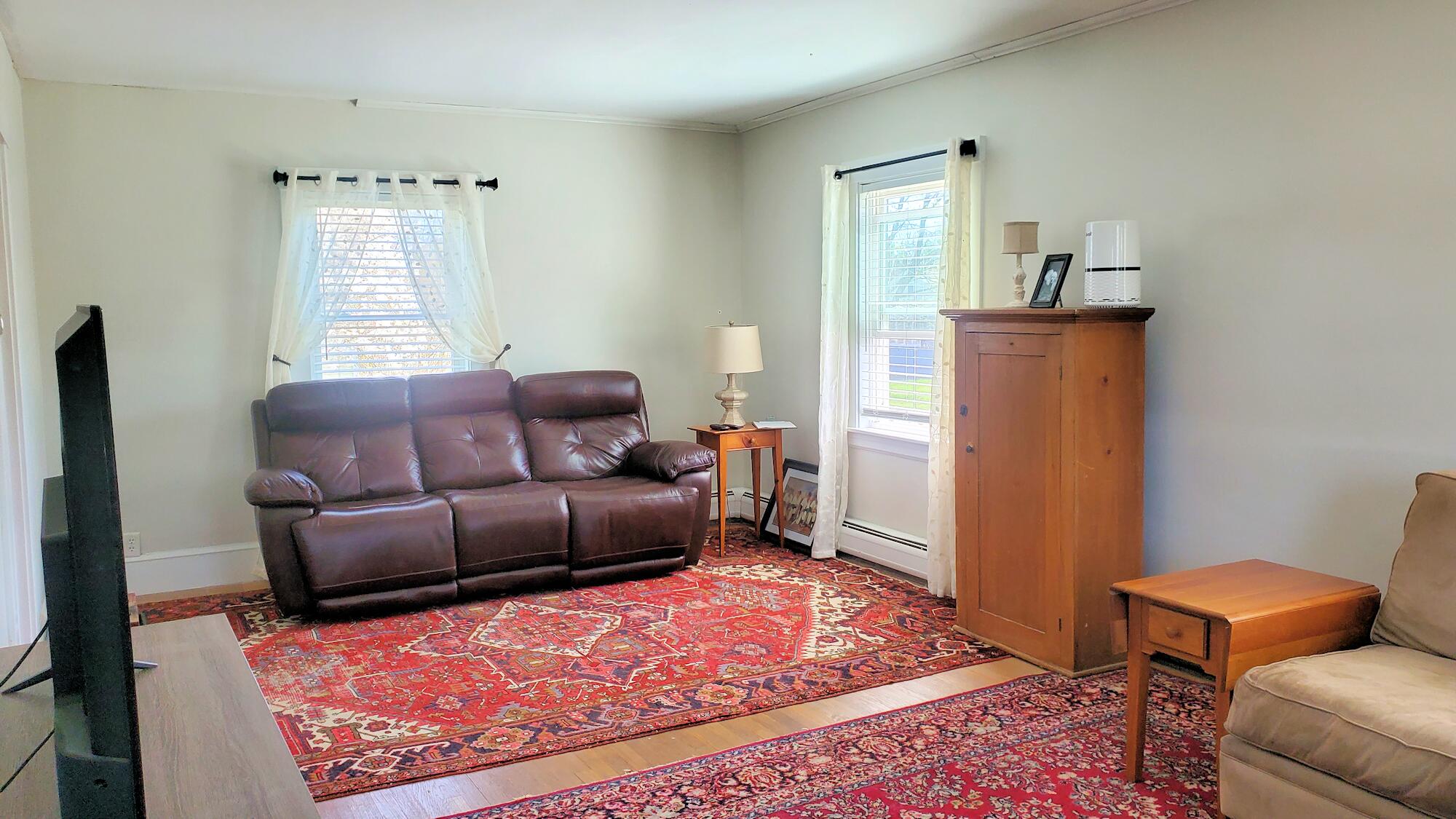 258 Norway Road Bangor, ME 04401 - Photo 14 of 37 Living Room
