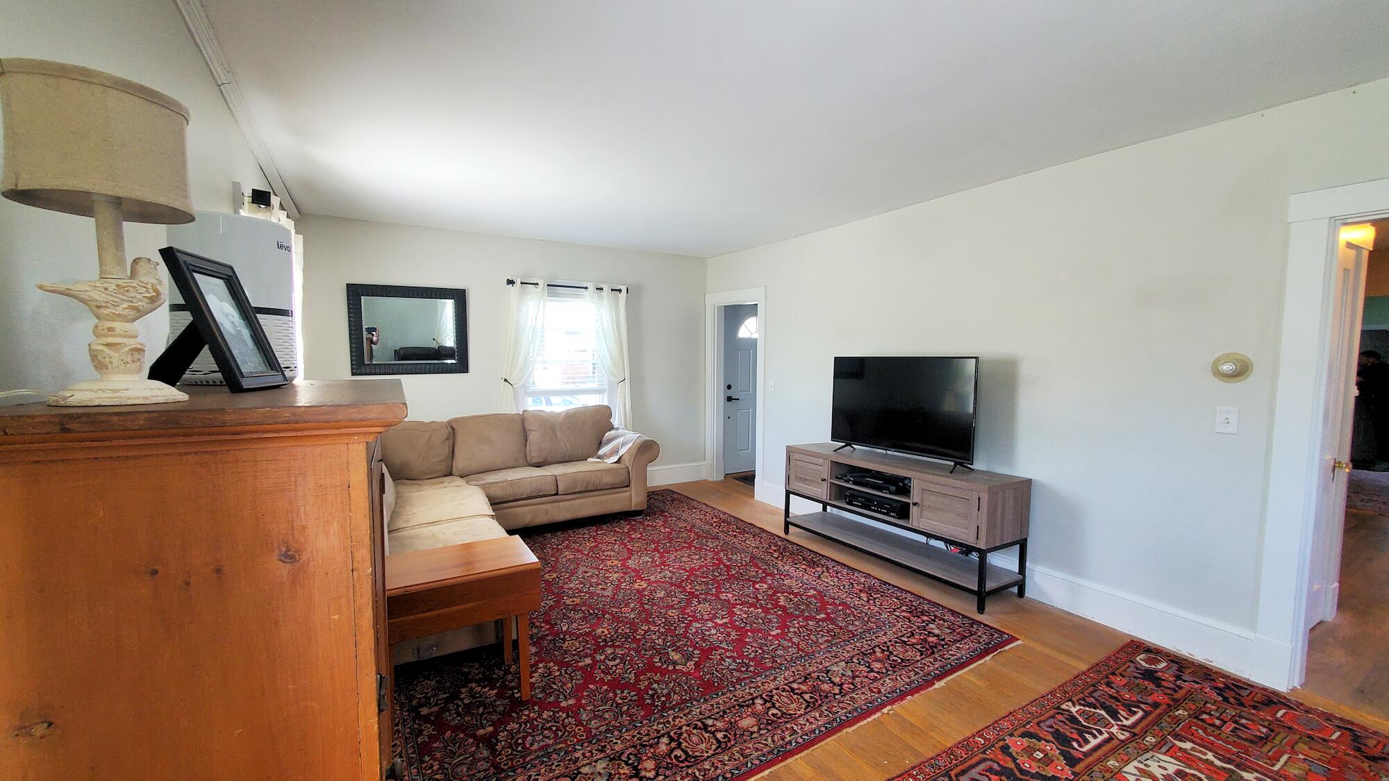 258 Norway Road Bangor, ME 04401 - Photo 15 of 37 Living Room