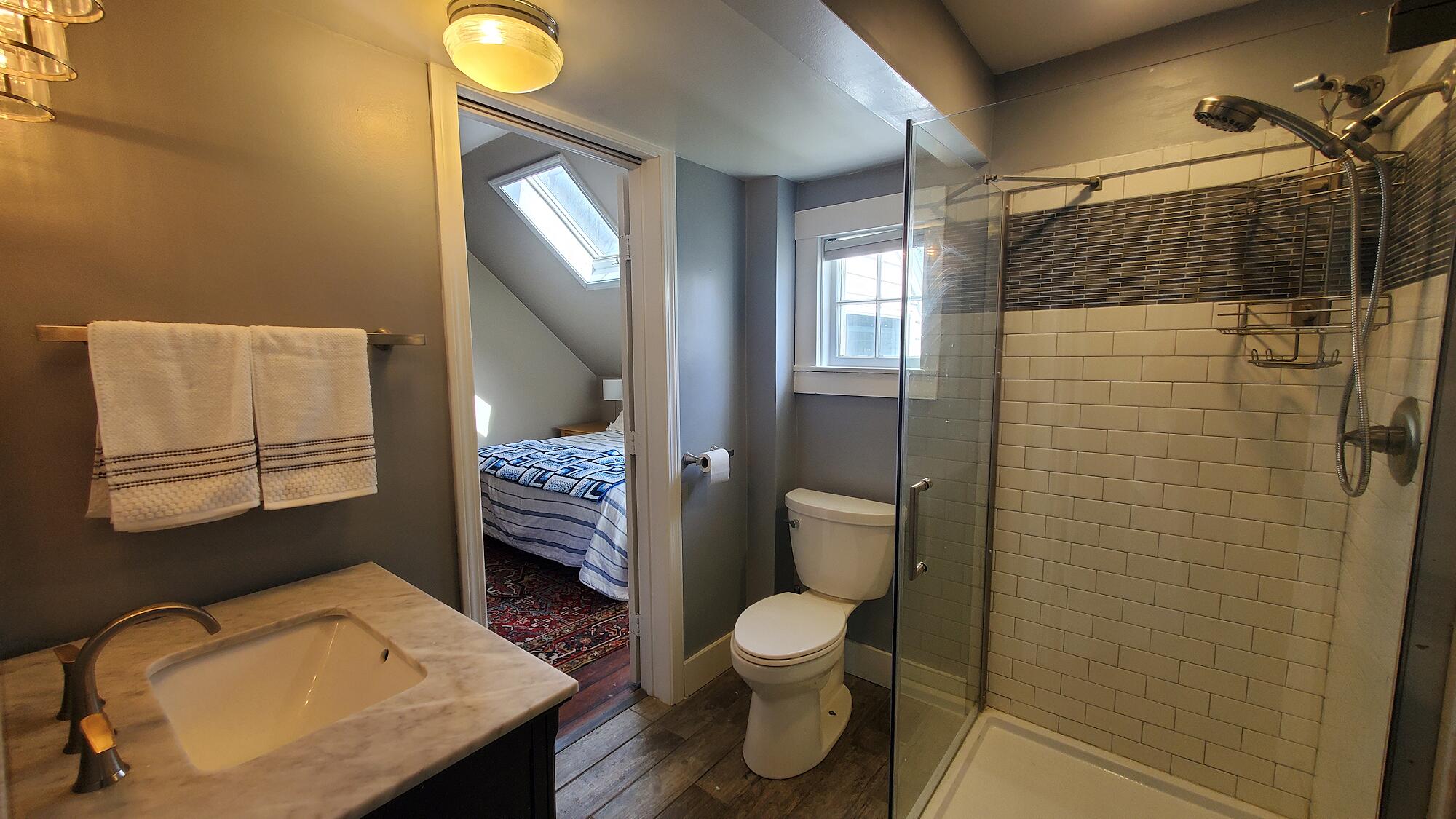258 Norway Road Bangor, ME 04401 - Photo 22 of 37 Primary Bath