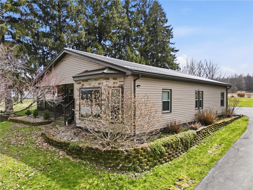 4277 Marr Road Pulaski, PA 16143 - Photo 3 of 38