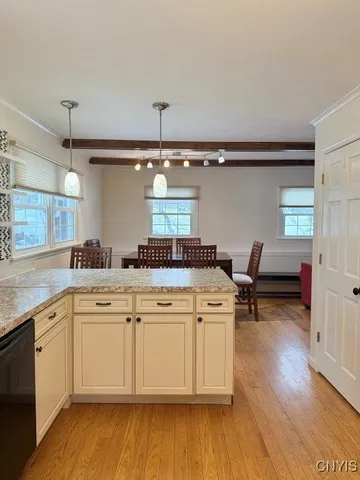 $3,950 | 52 Onondaga Street, Skaneateles, NY 13152