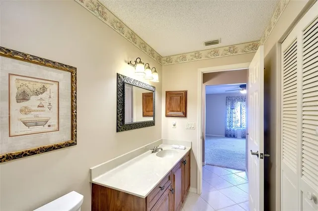 $290,000 | 6291 Timber Lake Drive, Unit I4, Sarasota, FL 34243