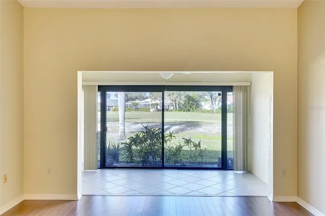 $290,000 | 6291 Timber Lake Drive, Unit I4, Sarasota, FL 34243