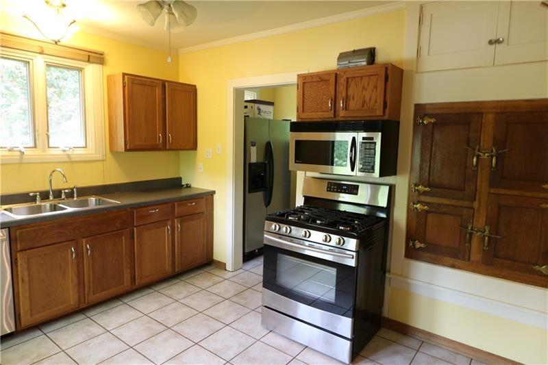 220 Bevington Road Pittsburgh, PA 15221 - Photo 11 of 25 Gallery Image 11