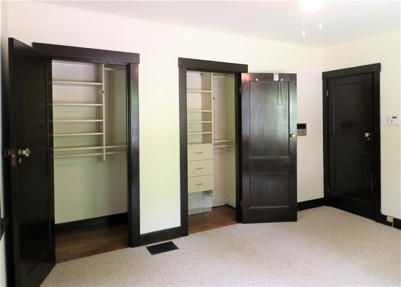220 Bevington Road Pittsburgh, PA 15221 - Photo 16 of 25 Gallery Image 16