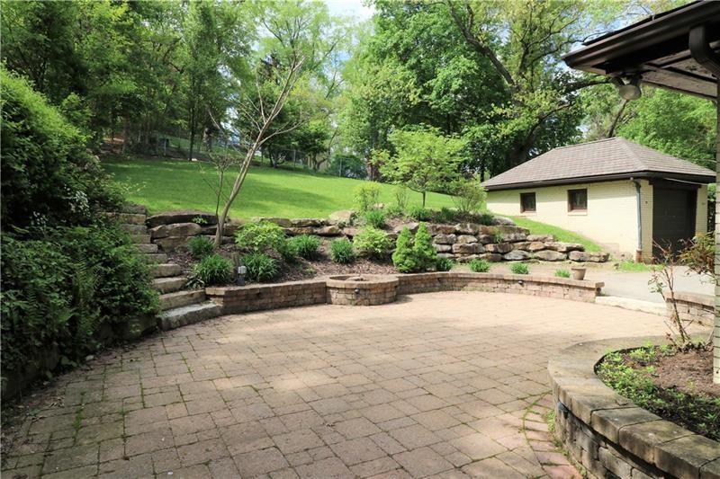 220 Bevington Road Pittsburgh, PA 15221 - Photo 21 of 25 Gallery Image 21