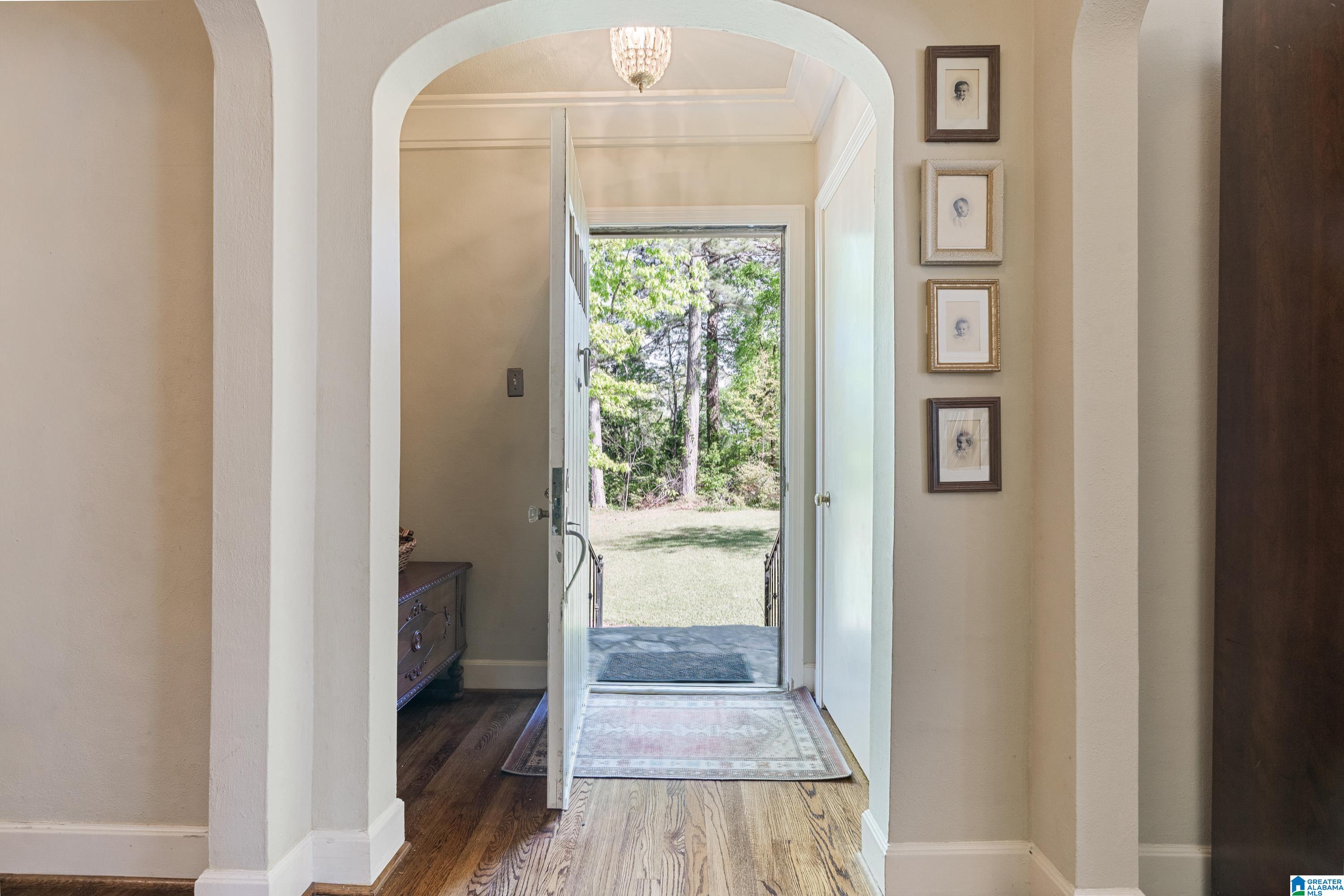 516 Rutherford Circle Birmingham, AL 35206 - Photo 4 of 33 Gallery Image 4