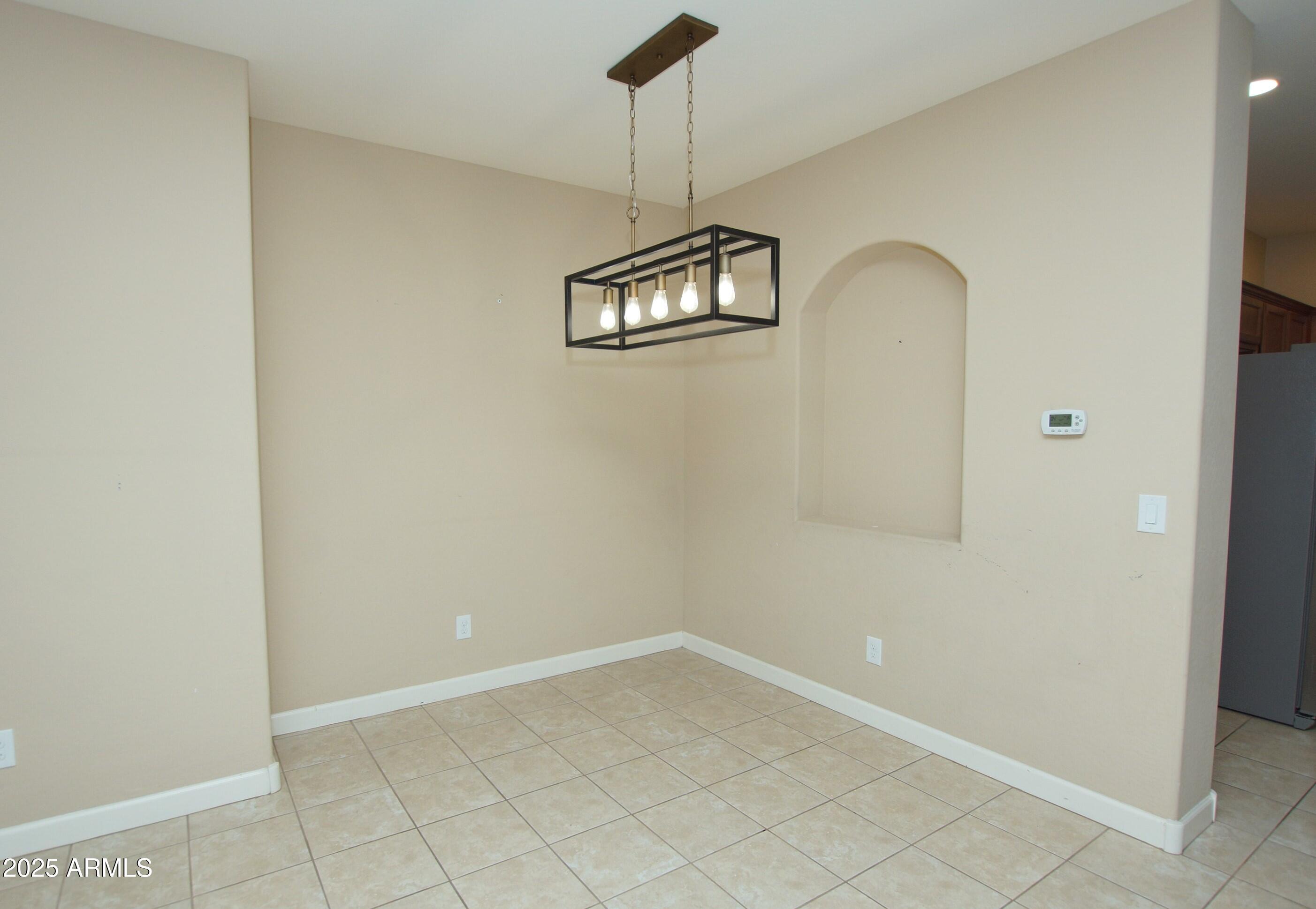 2150 West Alameda Road, Unit 1313 Phoenix, AZ 85085 - Photo 11 of 34 Dining area