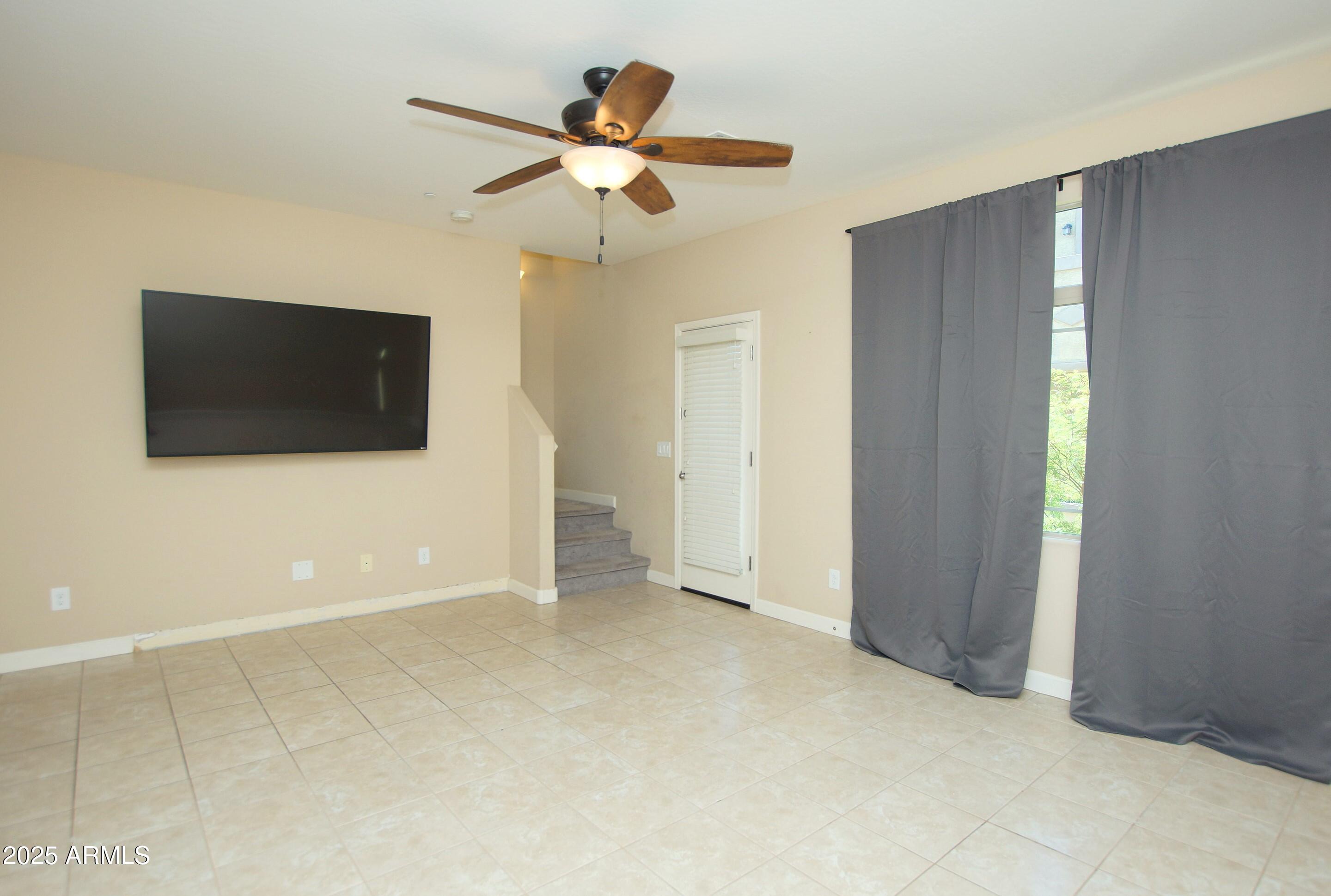 2150 West Alameda Road, Unit 1313 Phoenix, AZ 85085 - Photo 13 of 34 Great room
