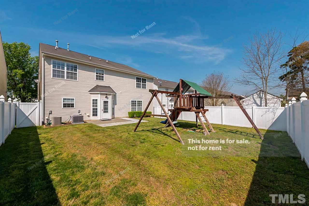 4332 Cardinal Grove Boulevard Raleigh, NC 27616 - Photo 5 of 25