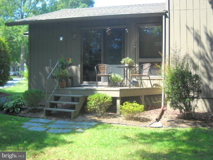106 Birch Run Road Chestertown, MD 21620 - Photo 4 of 25 a view of a house with backyard and sitting area
