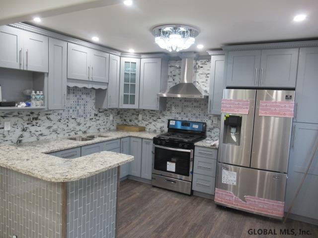 348 Clayton Road Schenectady, NY 12304 - Photo 3 of 16 Photo 3
