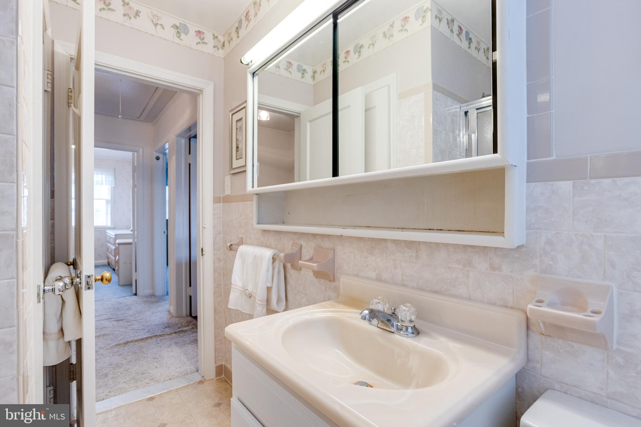 7312 Stratton Way Baltimore, MD 21224 - Photo 40 of 56 Full Hall Bath