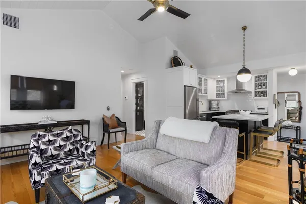 $12,000 | 11 Eustis Avenue, Newport, RI 02840