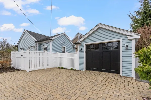 $12,000 | 11 Eustis Avenue, Newport, RI 02840