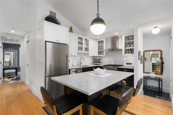 $12,000 | 11 Eustis Avenue, Newport, RI 02840
