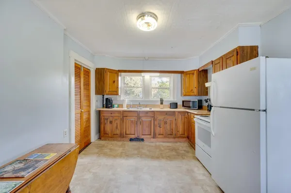 $259,000 | 69 Pleasant Street, Colebrook, NH 03576