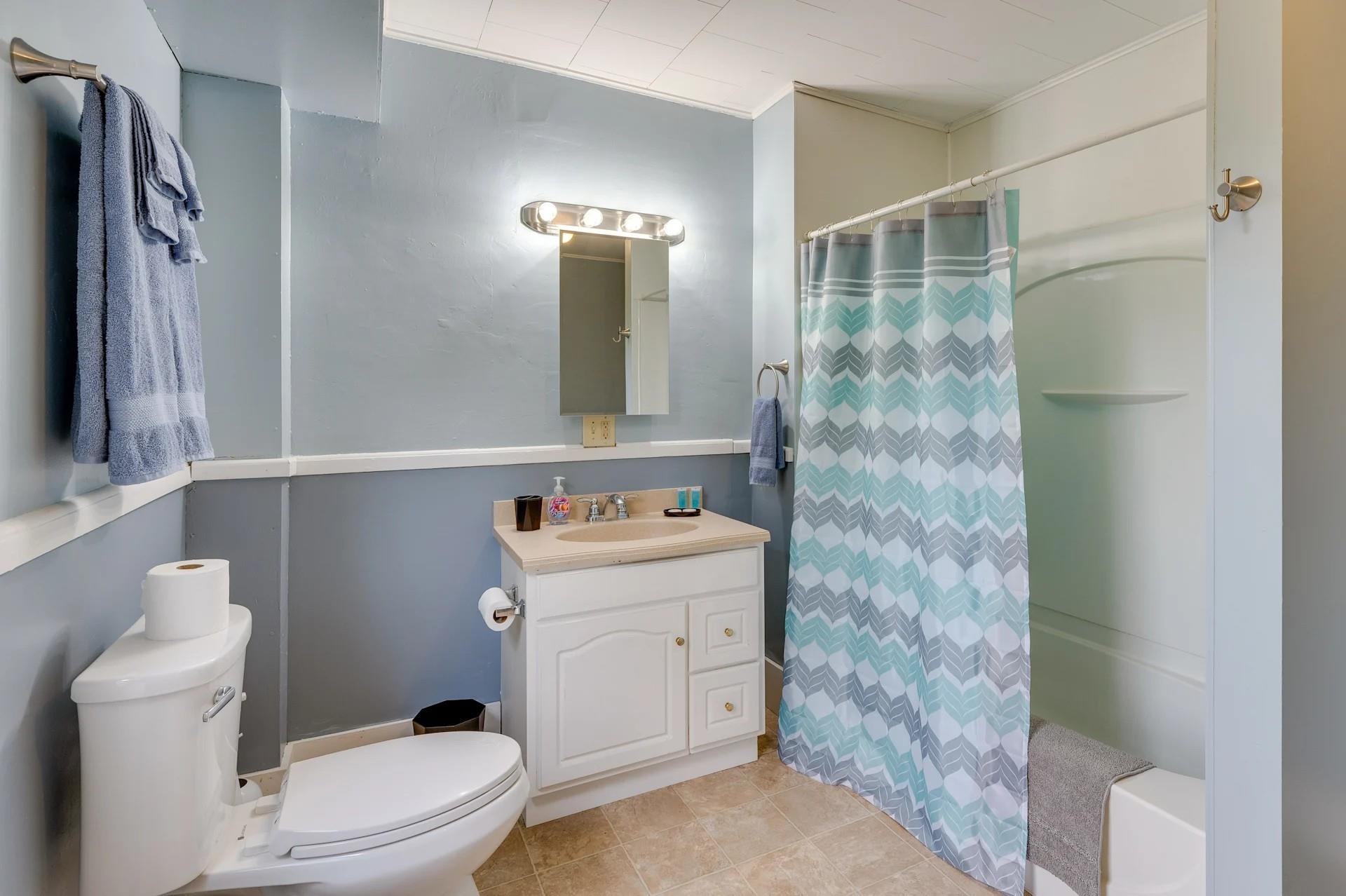 69 Pleasant Street Colebrook, NH 03576 - Photo 4 of 60