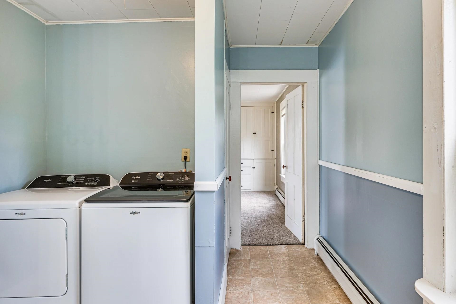 69 Pleasant Street Colebrook, NH 03576 - Photo 5 of 60