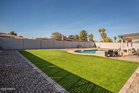 $430,000 | 13842 North 40th Avenue, Phoenix, AZ 85053
