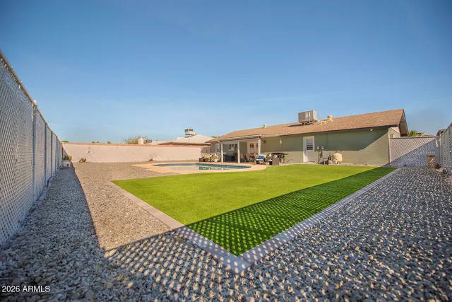 $439,500 | 13842 North 40th Avenue, Phoenix, AZ 85053