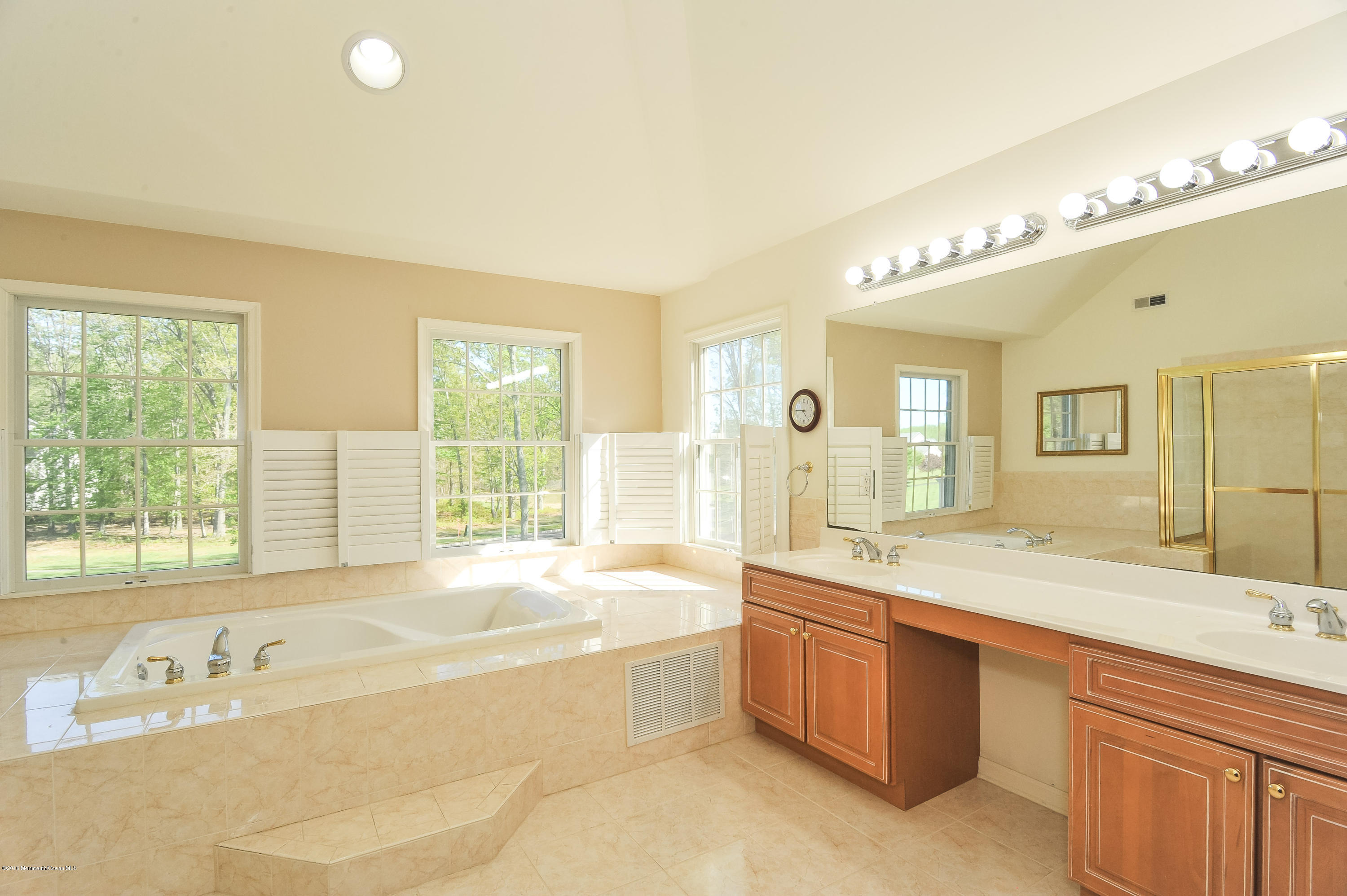 3 Risa Benjamin Way Freehold, NJ 07728 - Photo 21 of 36 DSC_5939-90