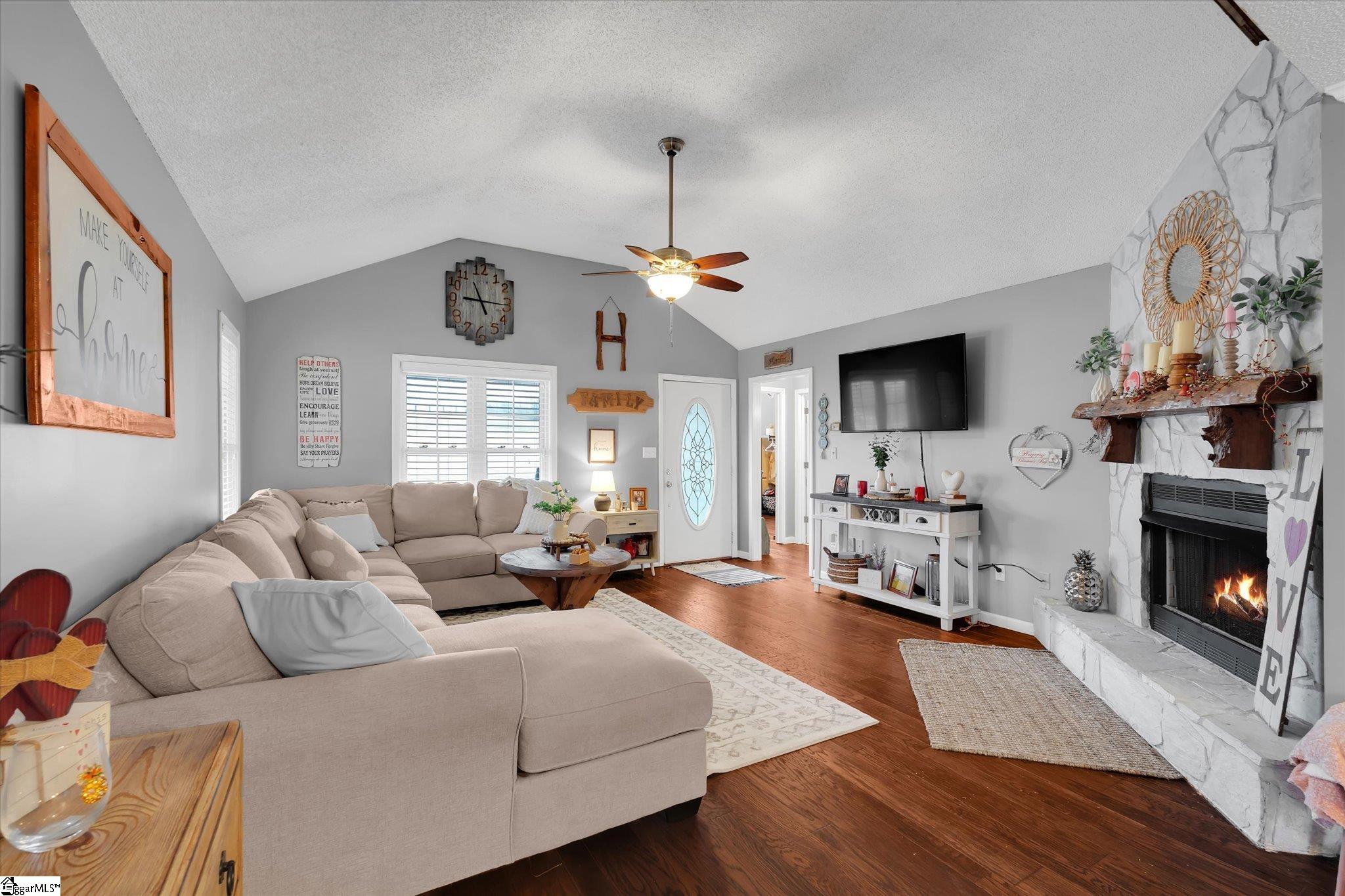 205 Meadow Ridge Road Easley, SC 29642 - Photo 6 of 25