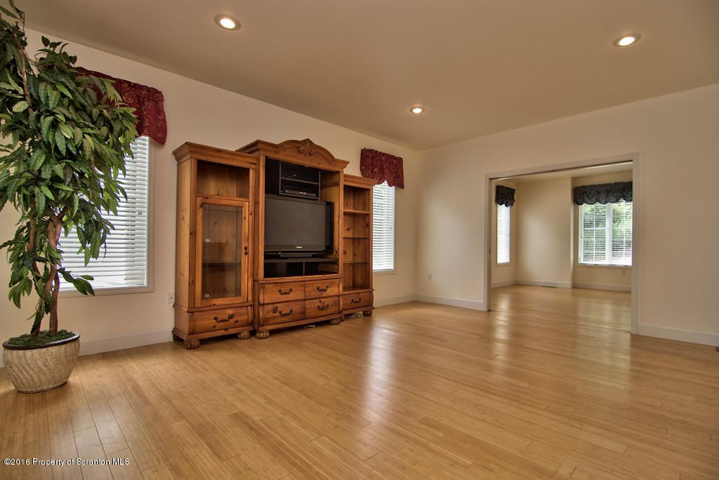 1304 Old Trail Road Clarks Summit, PA 18411 - Photo 11 of 58 Gallery Image 11