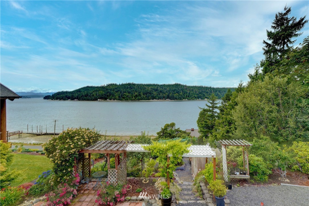 57 East Pebble Ridge Dr Union Union, WA 98592 - Photo 1 of 36 Gallery Image 1