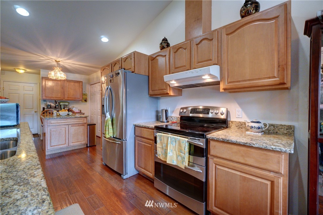 57 East Pebble Ridge Dr Union Union, WA 98592 - Photo 11 of 36 Gallery Image 11