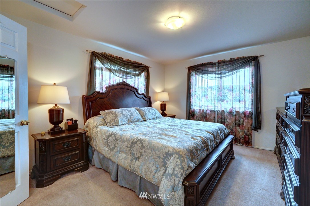 57 East Pebble Ridge Dr Union Union, WA 98592 - Photo 15 of 36 Gallery Image 15