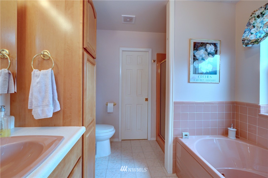 57 East Pebble Ridge Dr Union Union, WA 98592 - Photo 16 of 36 Gallery Image 16