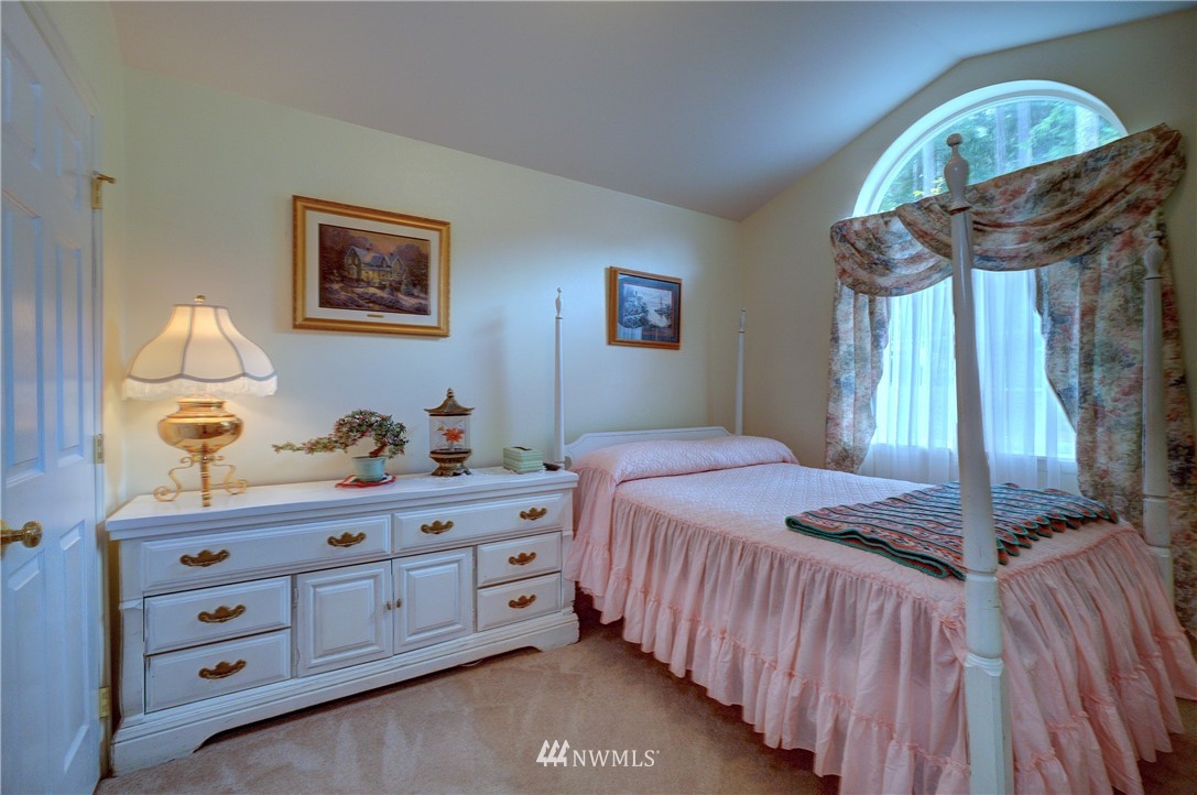 57 East Pebble Ridge Dr Union Union, WA 98592 - Photo 17 of 36 Gallery Image 17