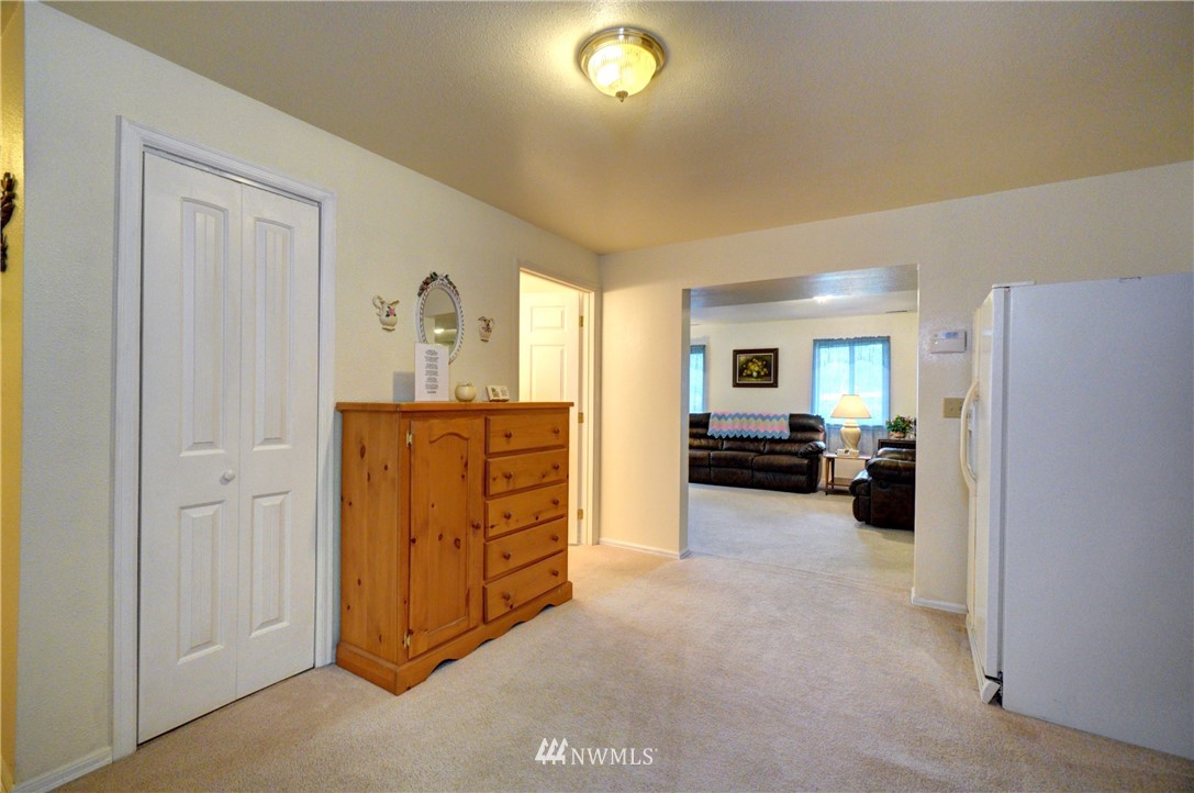 57 East Pebble Ridge Dr Union Union, WA 98592 - Photo 20 of 36 Gallery Image 20