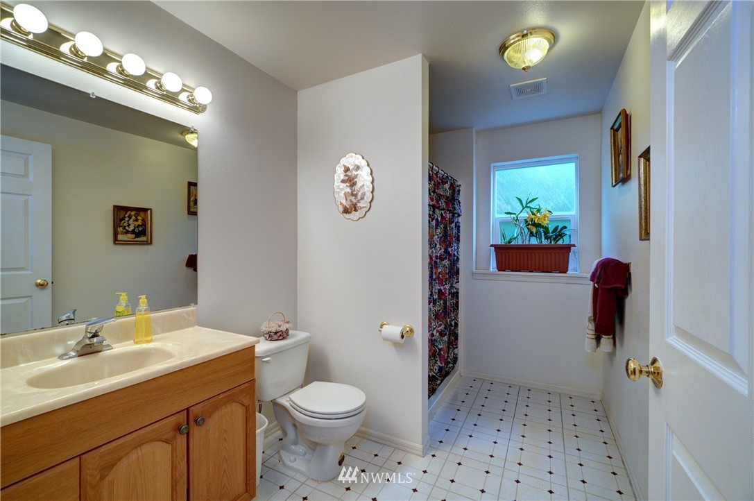 57 East Pebble Ridge Dr Union Union, WA 98592 - Photo 21 of 36 Gallery Image 21