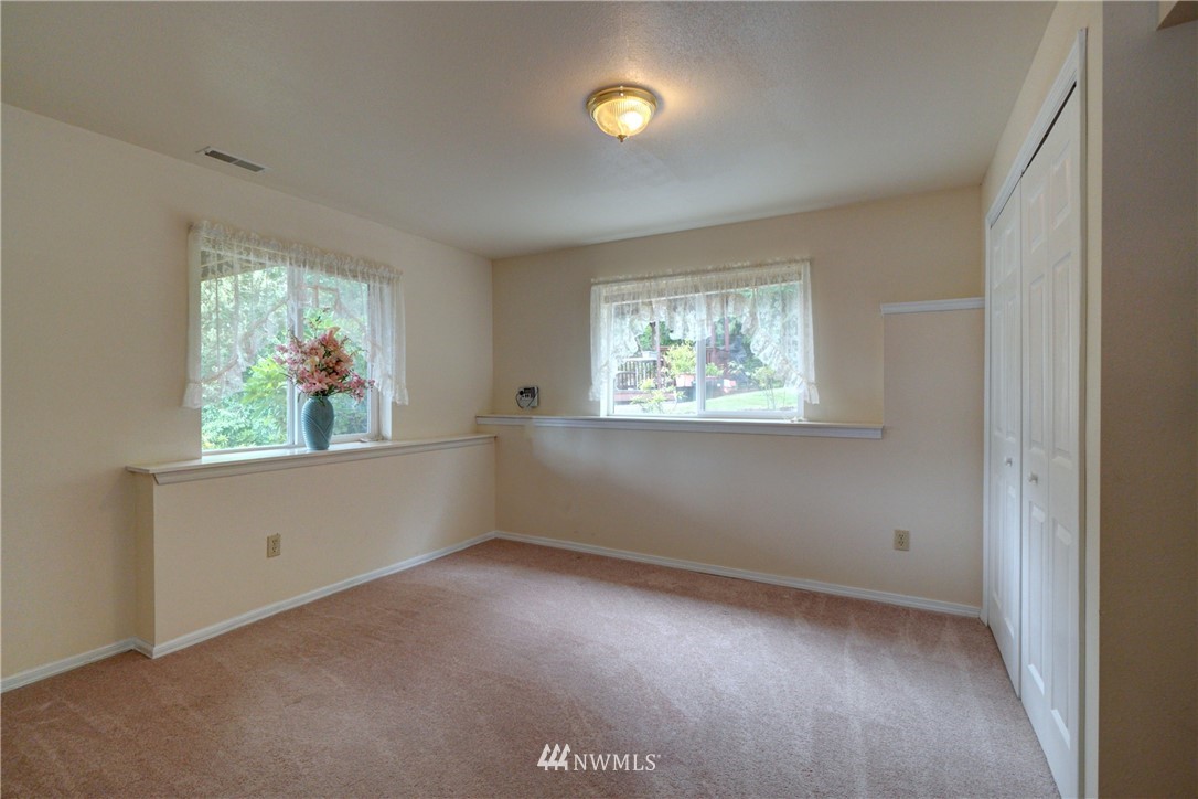57 East Pebble Ridge Dr Union Union, WA 98592 - Photo 24 of 36 Gallery Image 24