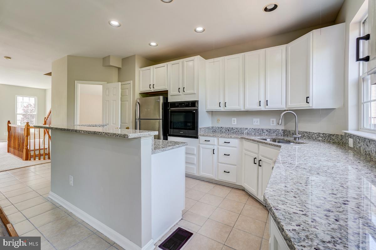 44196 Suscon Square Ashburn, VA 20147 - Photo 17 of 45