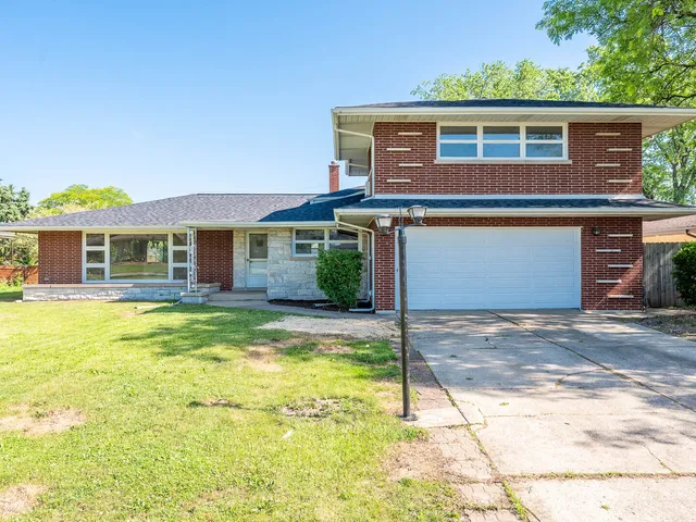 $384,900 | 6052 West 128th Street, Palos Heights, IL 60463