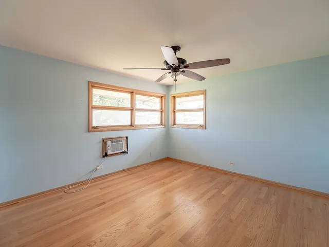 $384,900 | 6052 West 128th Street, Palos Heights, IL 60463