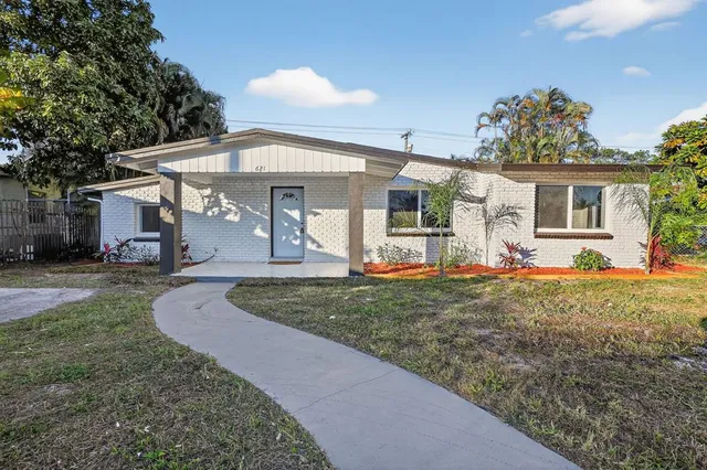 $720,000 | 621 Southeast 1st Street, Hialeah, FL 33010