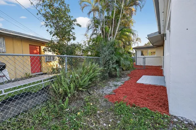 $720,000 | 621 Southeast 1st Street, Hialeah, FL 33010