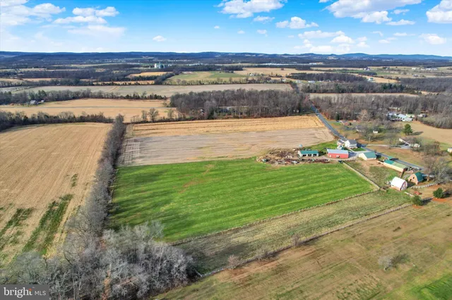 $1,100,000 | 2894 Oxford Road, New Oxford, PA 17350