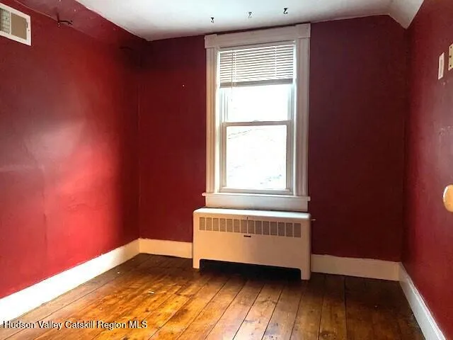 $299,000 | 125 2nd Street, Port Ewen, NY 12417